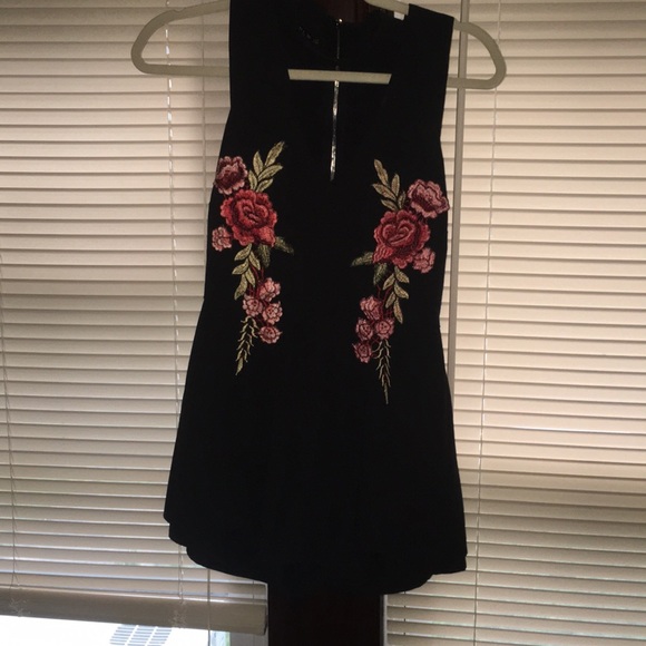 embroidered floral black romper - Picture 1 of 4
